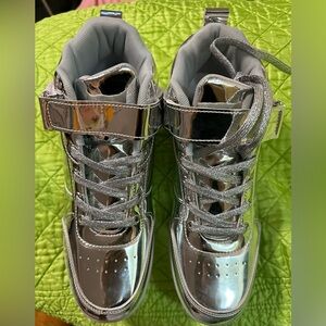Shiny Silver Mirror Velcro Lace-Up Men’s High-Top Sneakers Size 9